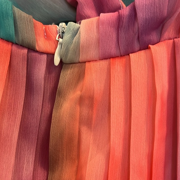 Colorful and Fun Boutique Dress - Picture 3 of 3